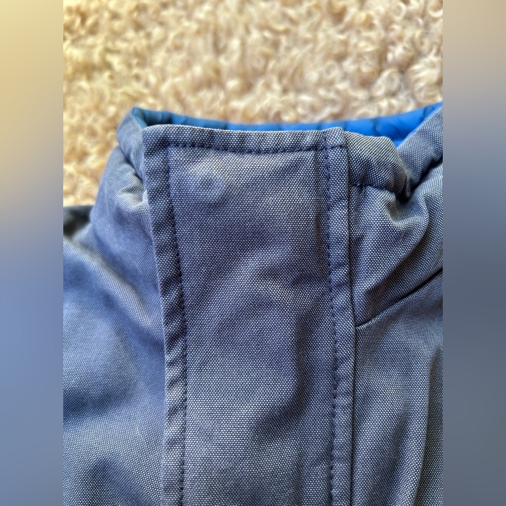 Burberry: Kids' Reversible Vest - 8Y - Picture 13 of 13